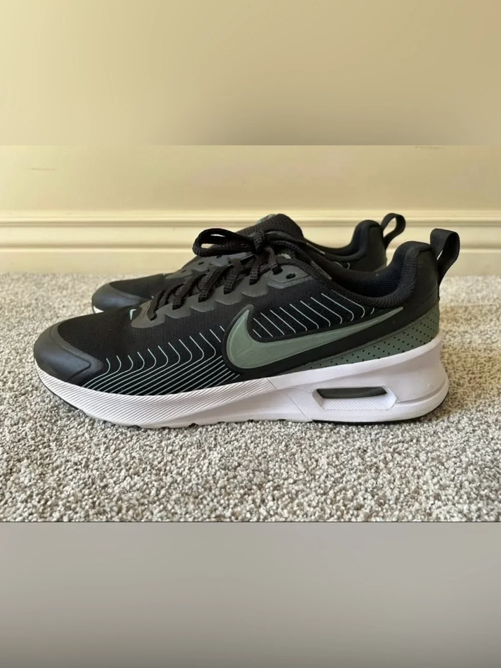 Nike Air Max Sneakers, Men’s 11.5